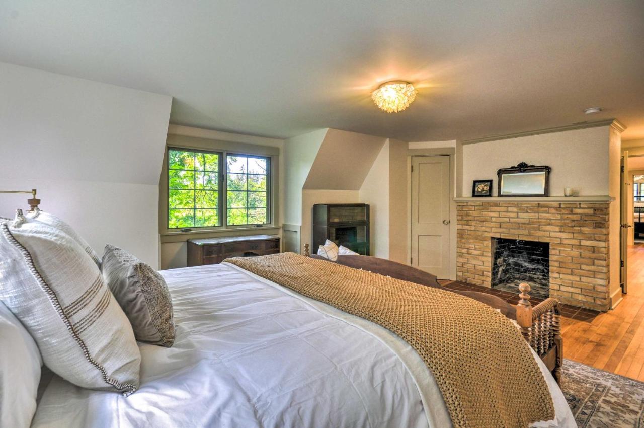 Peaceful And Elegant Cottage With Riverside View Oregon City Zewnętrze zdjęcie